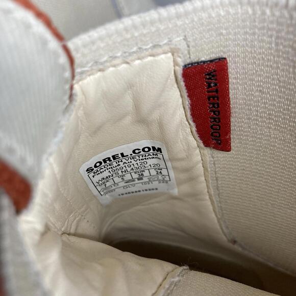 Sorel Women's Brex Chelsea Boot Gum Lug Sole in Natural Sea Salt 7 US 38 EU - Picture 8 of 9